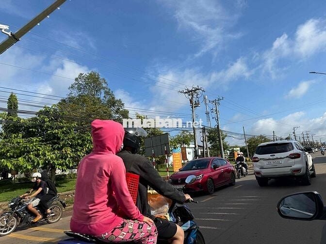 Mặt tiền DT765 ngay ngã tư Sông Ray, cách sân bay Long Thành 20km