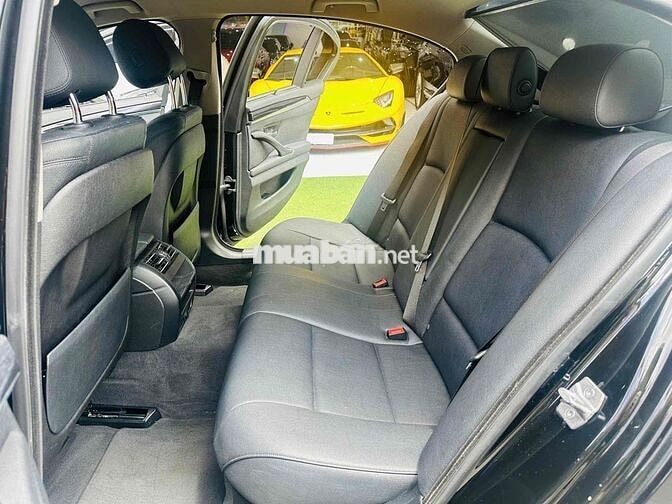 BMW 520i Model 2016