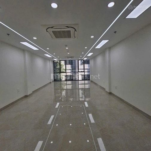 HẺM VIP 121/2 LÊ THỊ RIÊNG P. BẾN THÀNH Q1 -3 LẦU NHÀ MỚI 