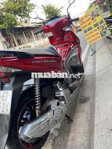 Thanh lý Air Blade 2017 màu đỏ máy nguyên zin