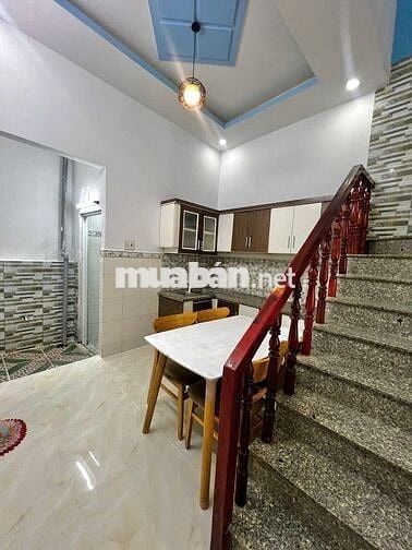 Bán căn nhà mới 4x11 , sẵn nội thất, 2PN 2WC rộng thoáng  có sân phơi