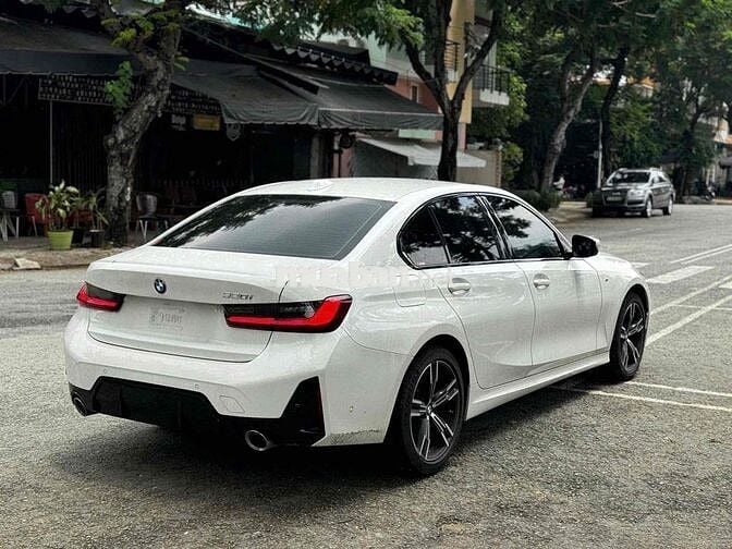 BMW 3 Series 2024 320i M Sport - 9000 km Bank 90%