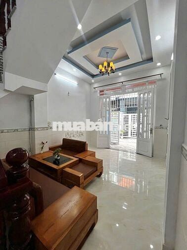 Bán căn nhà mới 4x11 , sẵn nội thất, 2PN 2WC rộng thoáng  có sân phơi