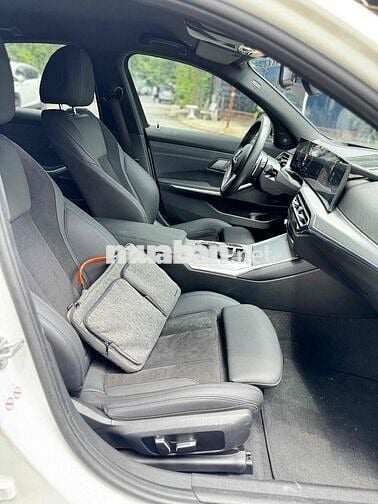 BMW 3 Series 2024 320i M Sport - 9000 km Bank 90%