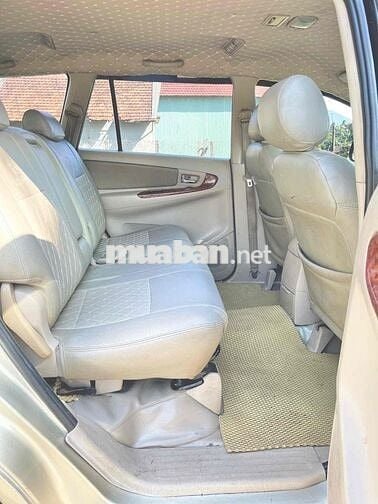 Toyota Innova 2008 - 300000 km