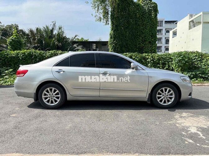 Toyota Camry 2009 - 110000 km