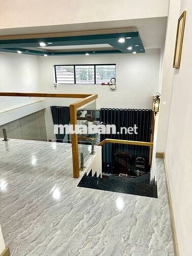 Bán gấp nhà thổ cư 5x20m Bình Dương, 3 phòng ngủ, giá chỉ 3.7 tỷ