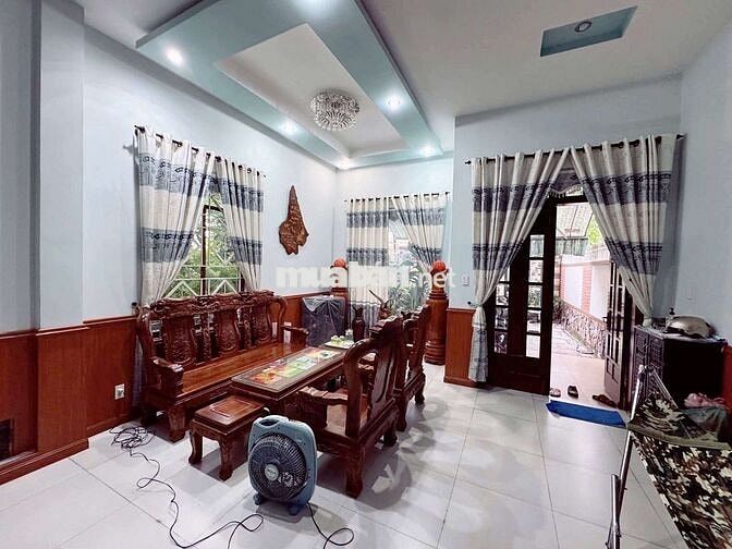 Bán nhà 2 mặt kiệt oto 6m Duy Tân - Đà Nẵng