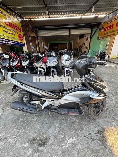 Honda Ari black