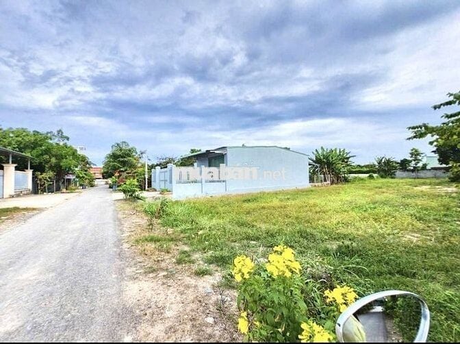 Lô đất MT đường Suối Lội, 5x25 full thổ cư hợp đầu tư giá tốt 800tr