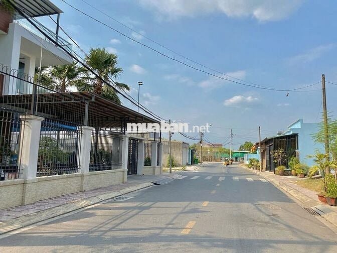99m2 vuông vứt - bán nhanh Đất mặt tiền Lưu Khai Hồng- thị trấn Củ Chi