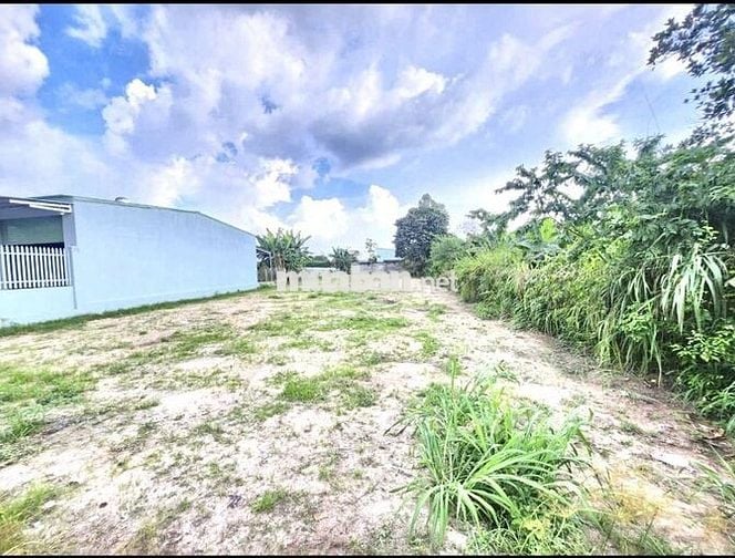 Lô đất MT đường Suối Lội, 5x25 full thổ cư hợp đầu tư giá tốt 800tr