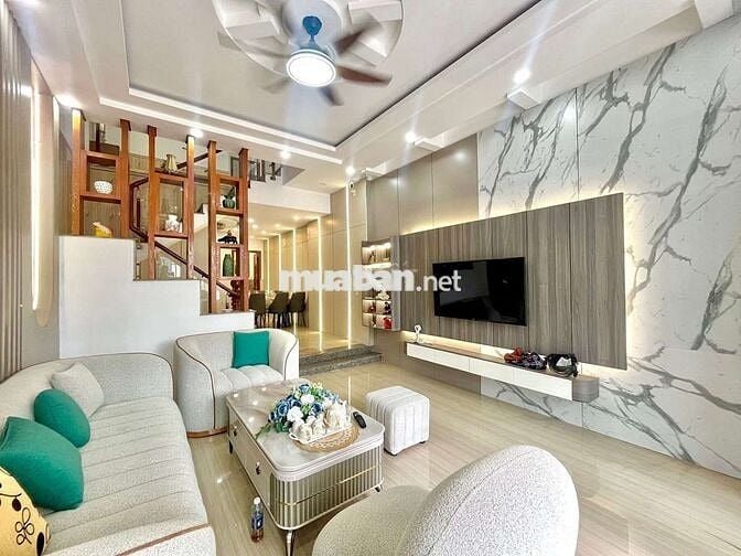 Bán nhà kiệt nhựa 5m Hà Huy Tập thông.🍒Dt 72m2🐳
Giá 5ty1tl