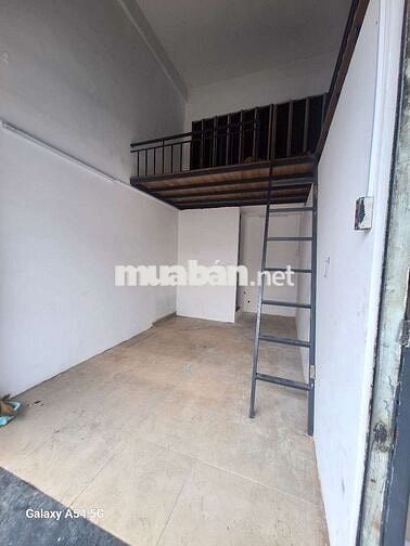 Cho thuê mặt bằng Mặt Tiền 18 Nguyễn Oanh Gò Vấp
+DT 3m x 6m_Cho ở lại
