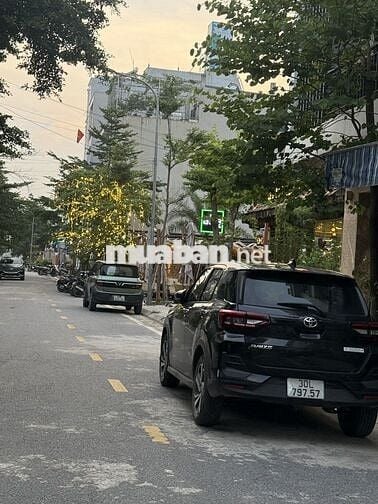 Bán gấp đất Duyên Thái -Ngọc Hồi mặt phố ,kinh doanh đỉnh giá 11.8 tỷ