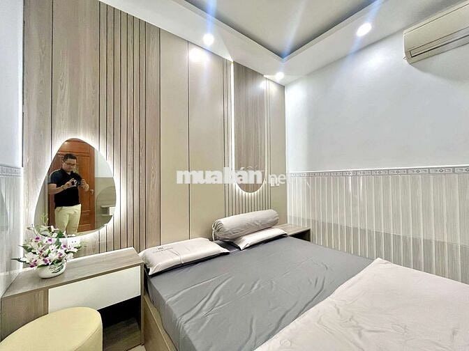 Bán nhà kiệt nhựa 5m Hà Huy Tập thông.🍒Dt 72m2🐳
Giá 5ty1tl
