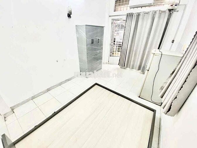 STUDIO FULL NỘI THẤT, BANCOL GIÁ RẺ GẦN CẦU CHỮ Y ĐI QUẬN 5,1,3