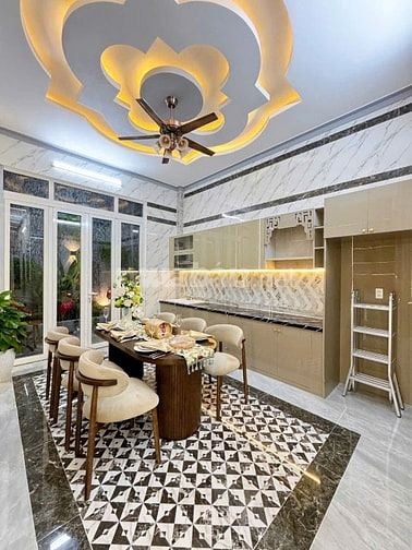 BÁN NHÀ MẶT TIỀN QUẬN 11 CHỈ 19.5 TỶ GẦN CHỢ LÃNH BÌNH THĂNG SHR