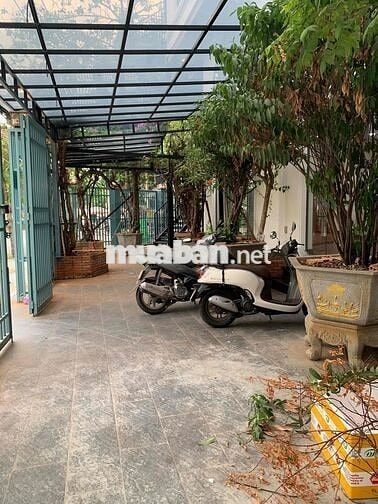 Cho thuê mặt bằng mặt tiền Phạm Huy Thông đối diện chợ căn chứ KD