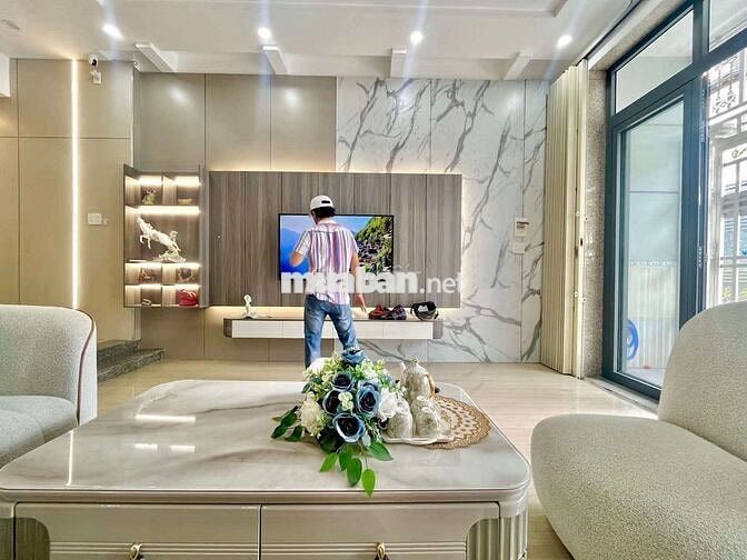 Bán nhà kiệt nhựa 5m Hà Huy Tập thông.🍒Dt 72m2🐳
Giá 5ty1tl