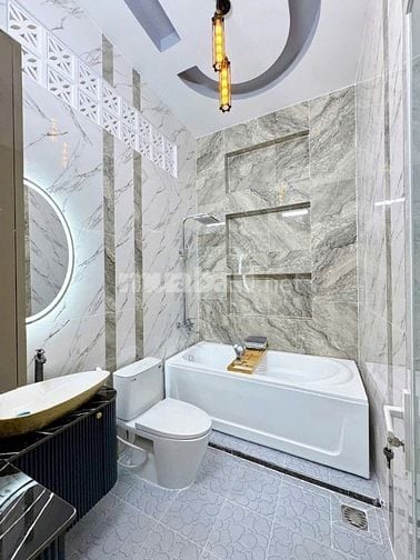 BÁN NHÀ MẶT TIỀN QUẬN 11 CHỈ 19.5 TỶ GẦN CHỢ LÃNH BÌNH THĂNG SHR