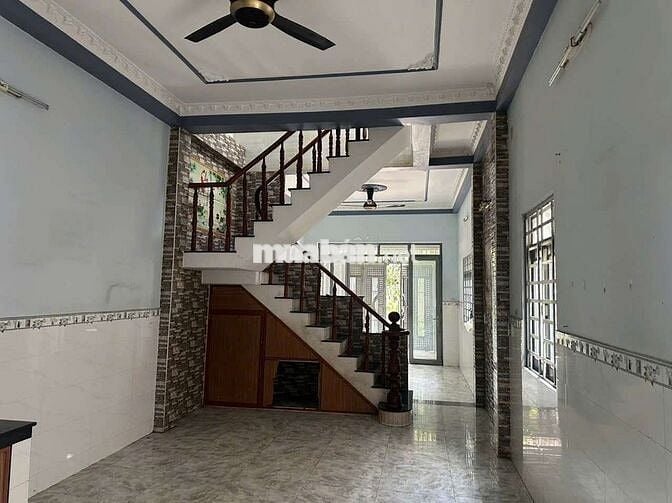 Nhà 1 trệt 1 lầu hẻm Bình Thành BHH B bình tân