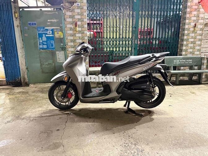 kẹt tiền cần bán xe đi kỉ không 1 vết xước