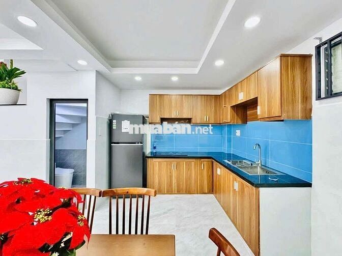 Cho thuê nhà mới xây sạch sẽ Gò Vấp