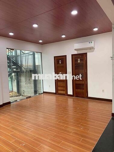 Cho thuê mặt bằng mặt tiền Phạm Huy Thông đối diện chợ căn chứ KD