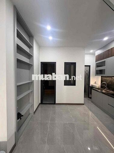 Nhà 01 Trệt 01 Lầu Mặt Tiền Nguyễn Thành Đồng