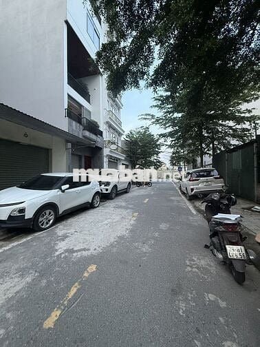 Bán gấp đất Duyên Thái -Ngọc Hồi mặt phố ,kinh doanh đỉnh giá 11.8 tỷ