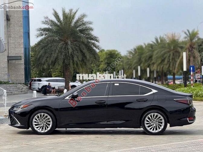 LEXUS ES250 sản xuất 2021 Đen