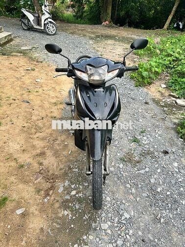 Cần bán xe như hình giấy tờ đầy đủ.