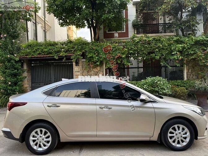 Hyundai accent 2021