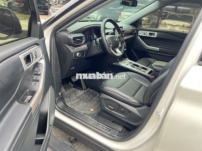 Ford Explorer 2023  - 10100 km siêu lướt NHƯ MỚI