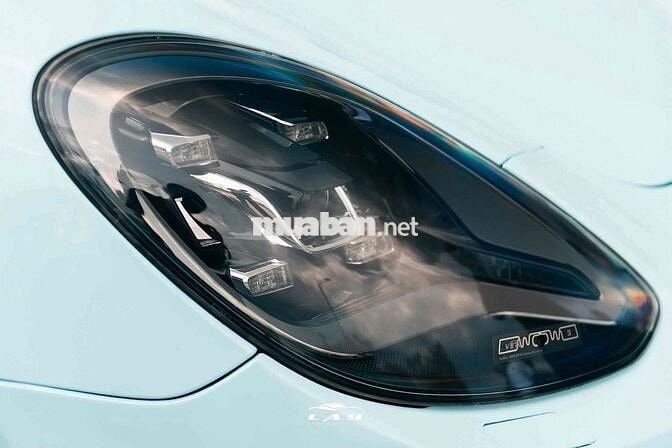 Porsche Panamera 2017 4S - Xanh nội thất đen đỏ
