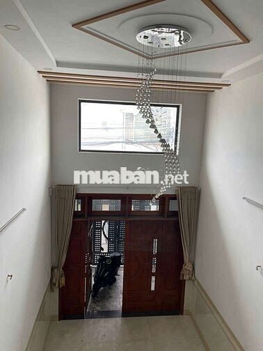 Cần cho thuê nhà P TMT Q12 .DT 4 x15 1 trệt 1 lửng 3lầu 4PN 5WS