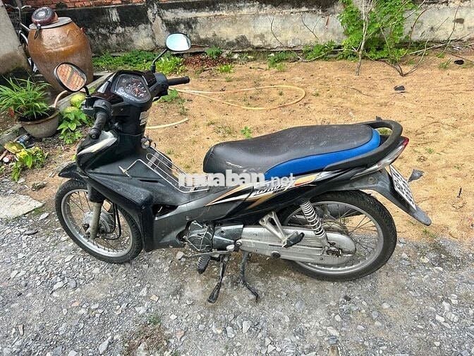 Cần bán xe như hình giấy tờ đầy đủ.