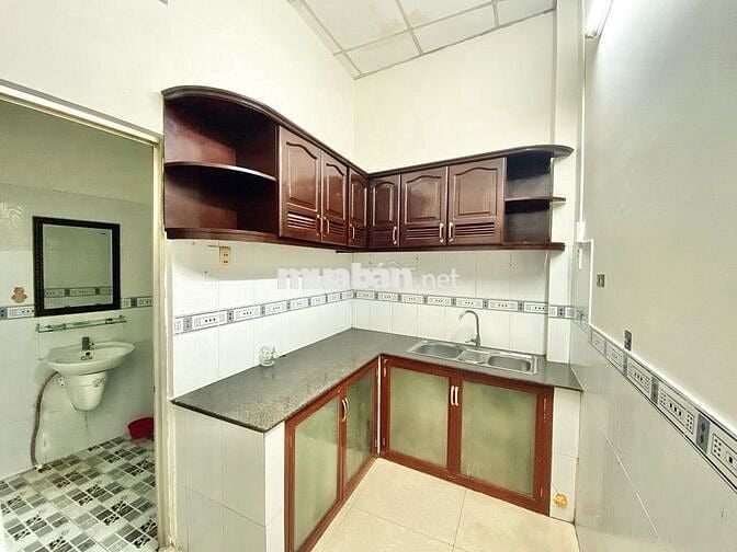 Nhà cấp 4, sân rộng 64.5m² ngang 5m HXH Nguyễn Phúc Chu, P.15 - 4.2 tỷ