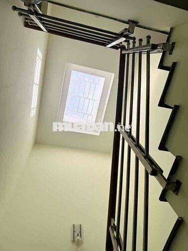 Nhà Đẹp 4 Tầng — Gần Bình Trị Đông B Tỉnh Lộ 10 ( 4m x 15m) Hướng Nam
