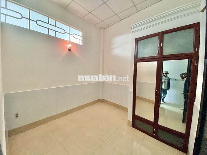 Nhà cấp 4, sân rộng 64.5m² ngang 5m HXH Nguyễn Phúc Chu, P.15 - 4.2 tỷ