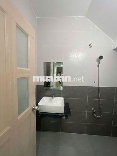 Cho thuê căn hộ mini mới, full nội thất, gần ĐH Nguyễn Tất Thành Q12