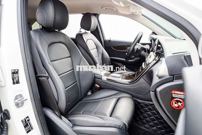 Mercedes-benz GLC200 Sản xuất 2020