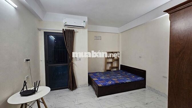Căn studio rộng, thoáng mát, đủ đồ tại 322 đường Mỹ Đình