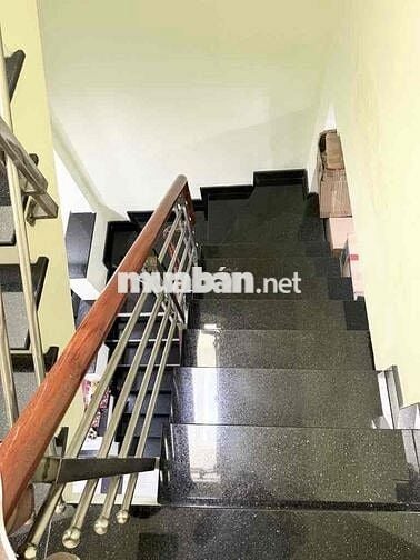 Nhà Đẹp 4 Tầng — Gần Bình Trị Đông B Tỉnh Lộ 10 ( 4m x 15m) Hướng Nam