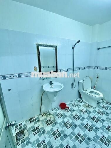 Nhà cấp 4, sân rộng 64.5m² ngang 5m HXH Nguyễn Phúc Chu, P.15 - 4.2 tỷ
