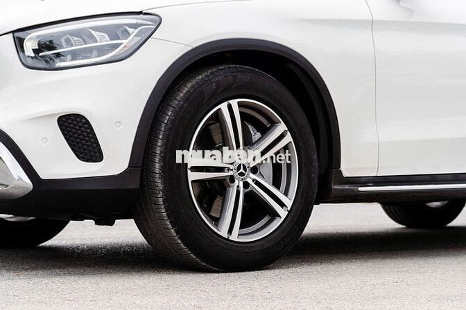 Mercedes-benz GLC200 Sản xuất 2020