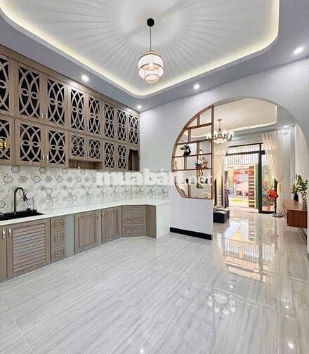 NÓNG HỔI ! Nhà đẹp hẻm oto tìm chủ mới ngay Thới Tam Thôn giá 810triệu