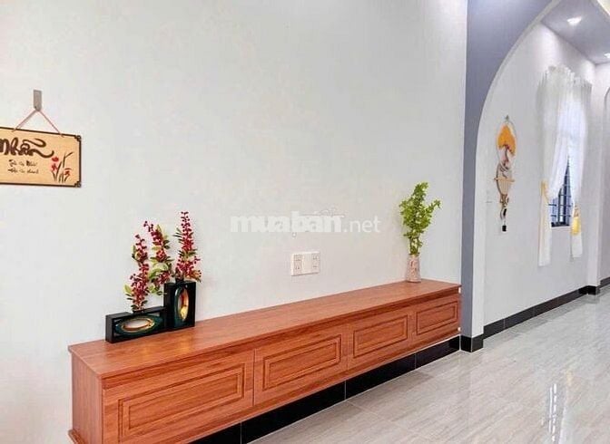 NÓNG HỔI ! Nhà đẹp hẻm oto tìm chủ mới ngay Thới Tam Thôn giá 810triệu