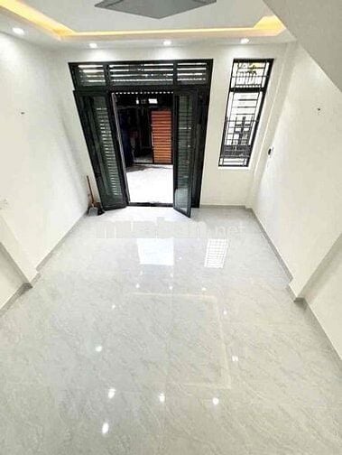 TÂN PHÚ- VƯỜN LÀI- LŨY BÁN BÍCH- KHU CAO TẦNG SANG TRỌNG -HXH- 2 TẦNG